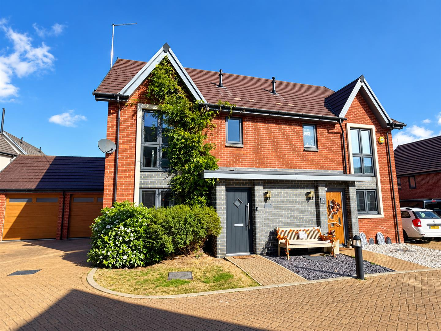 Wymondham Close, Daventry Image 1