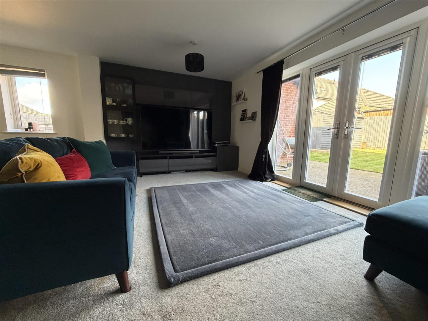 Wymondham Close, Daventry Image 8