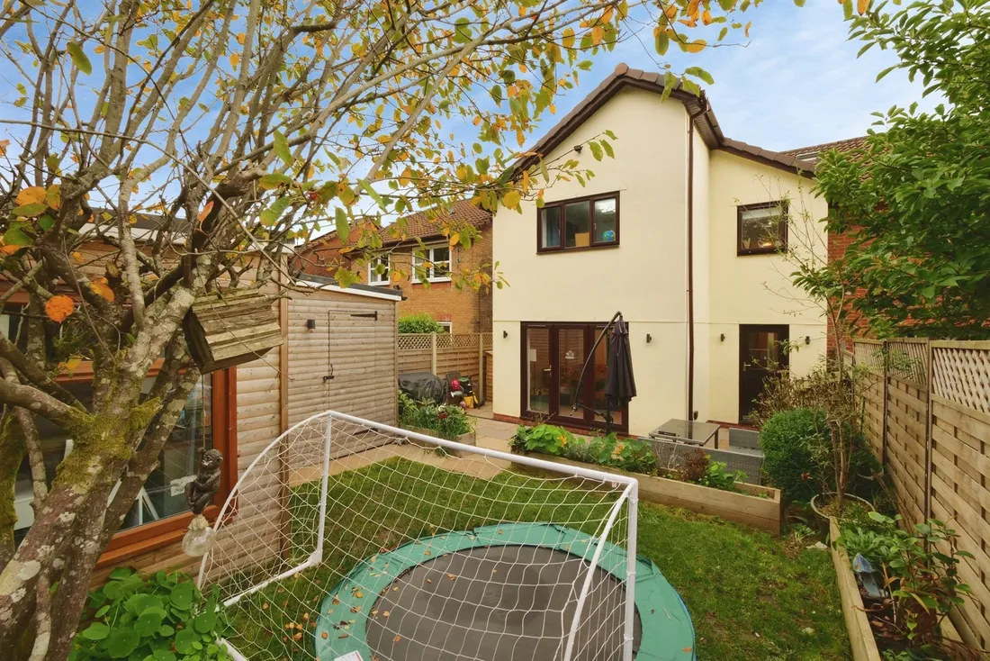 Property photo 8