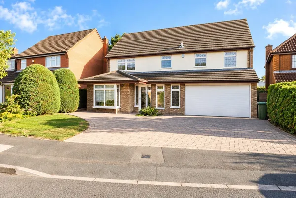 Wakerfield Close, Emerson Park, Hornc...