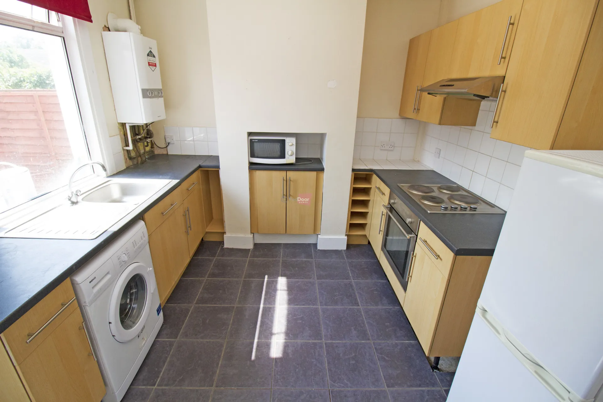 Property photo top 1