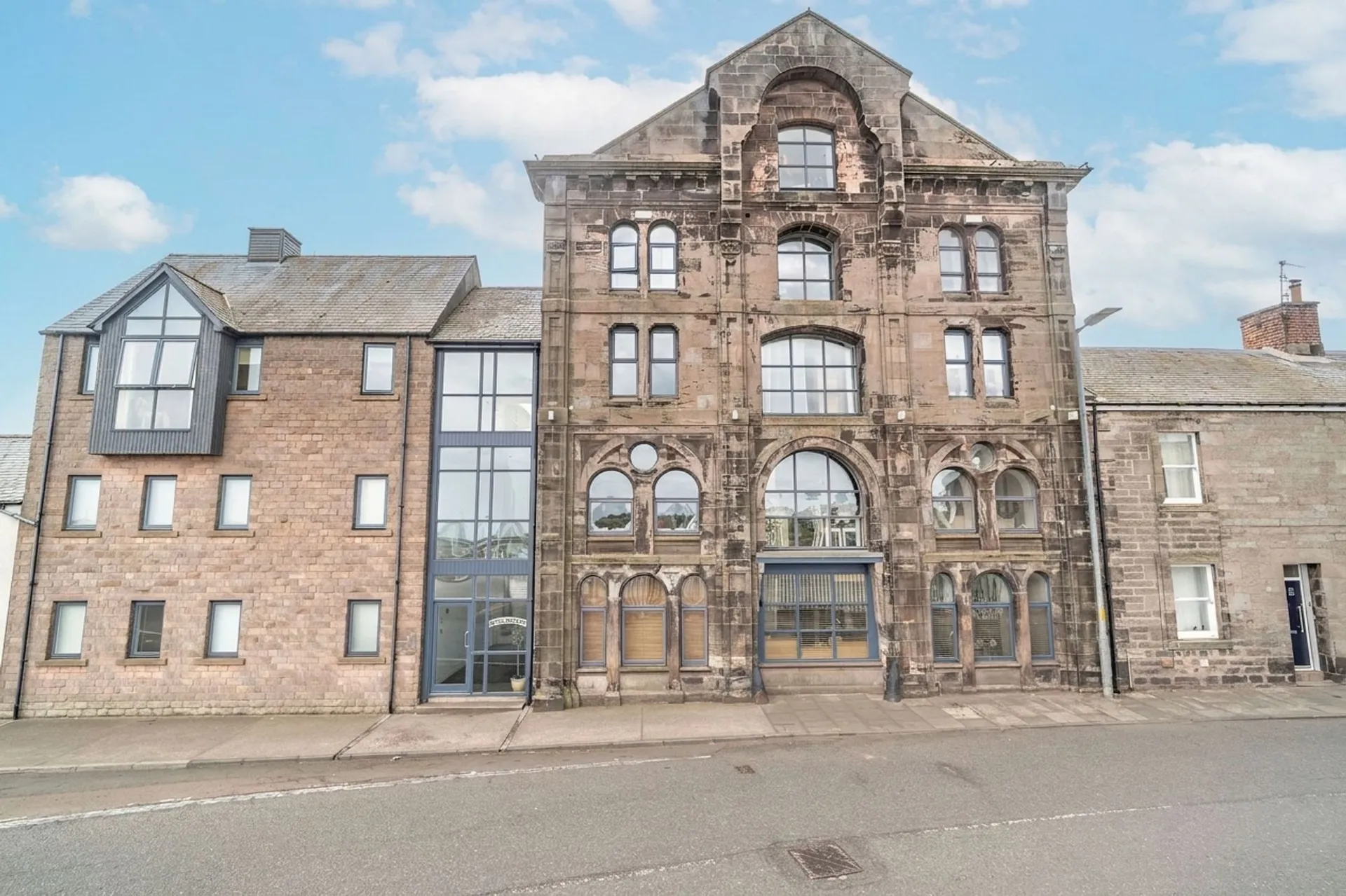 Property photo top 0