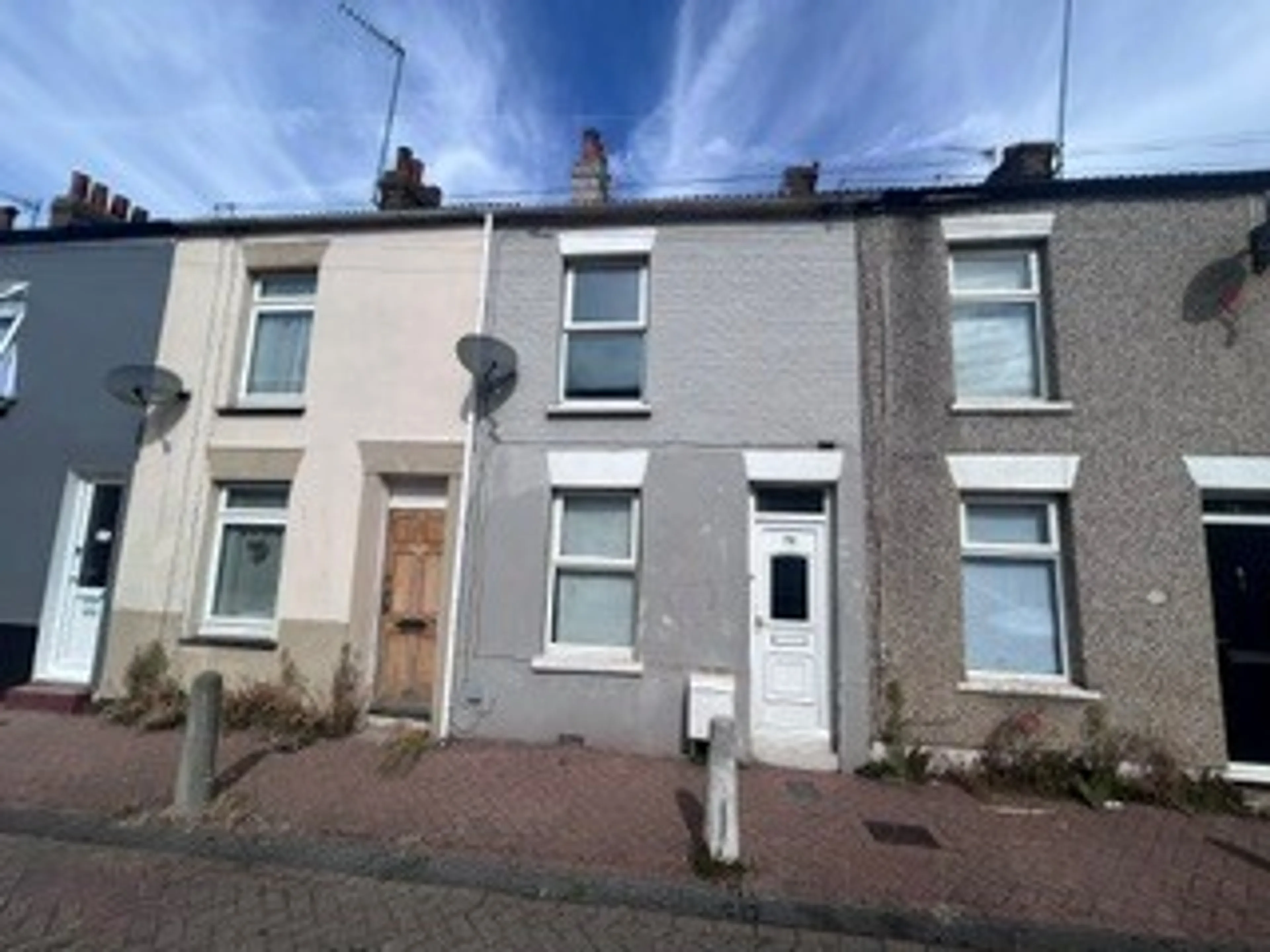 Property photo 0