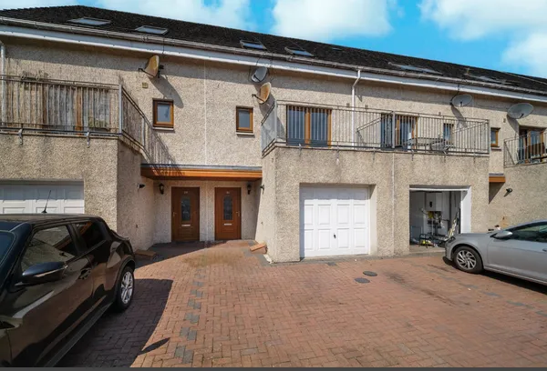Village Road, Cambuslang