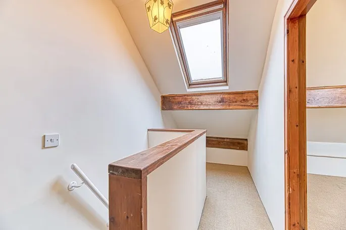 Property carousel image 14