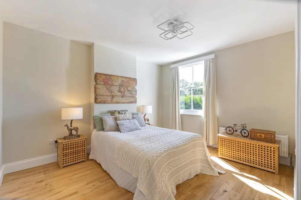 Wilmington Avenue, London, W4 photo 8