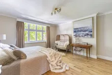 Wilmington Avenue, London, W4 photo 10
