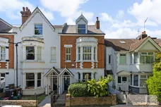 Thorney Hedge Road, London, W4 photo 1