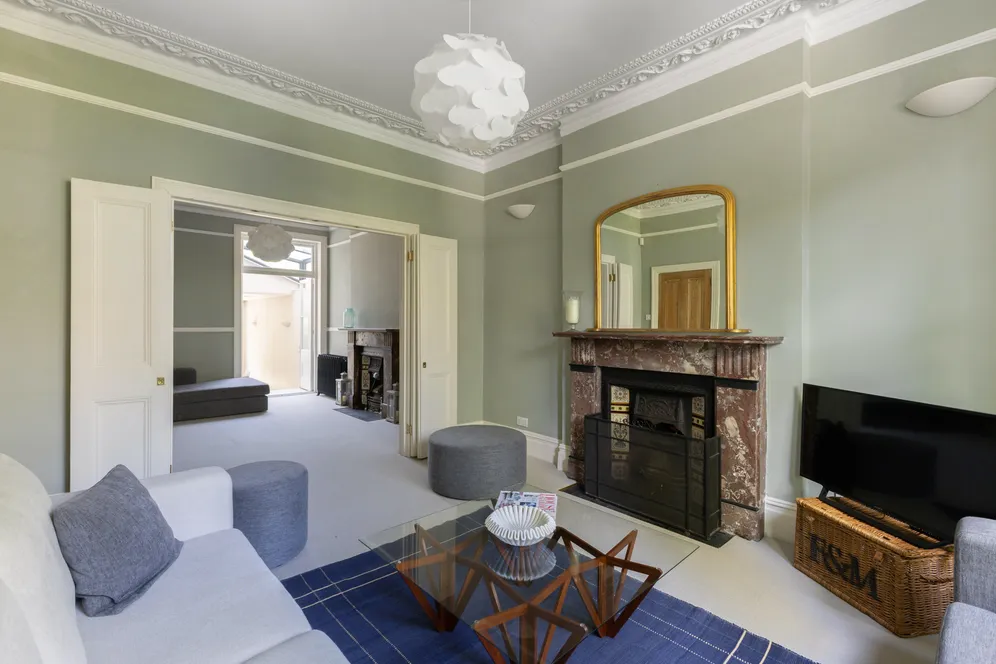Thorney Hedge Road, London, W4 photo 4