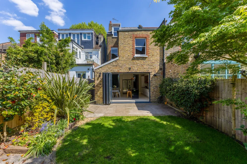 Thorney Hedge Road, London, W4 photo 9