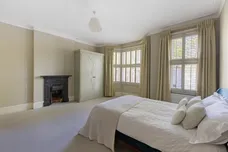 Thorney Hedge Road, London, W4 photo 14
