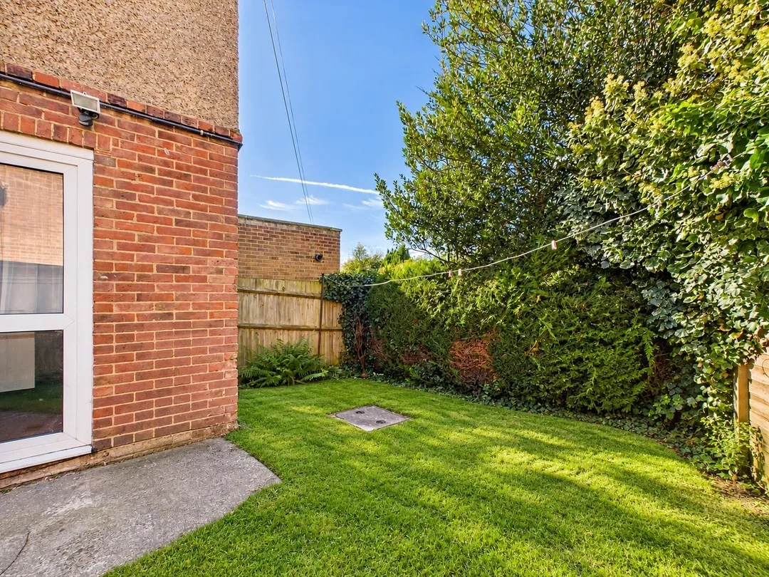 https://mr0.homeflow-assets.co.uk/files/photo/image/48596/8091/_x_/10be684269994684d8936fbe746d8f37.jpg