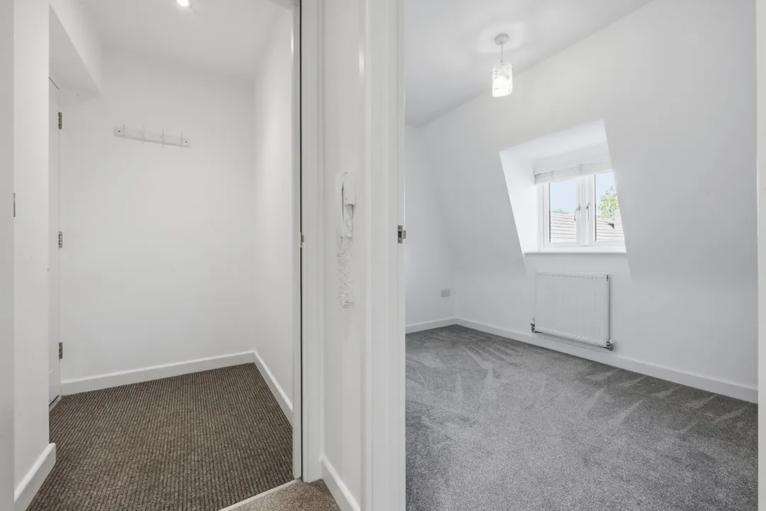 https://mr0.homeflow-assets.co.uk/files/photo/image/48596/8343/_x_/9c3e8076849da677cb25a2f798121706.jpg