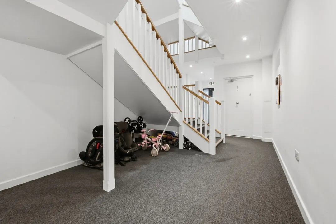 https://mr0.homeflow-assets.co.uk/files/photo/image/48596/8345/_x_/2706c3686bbc2891772da69a74f5bd47.jpg