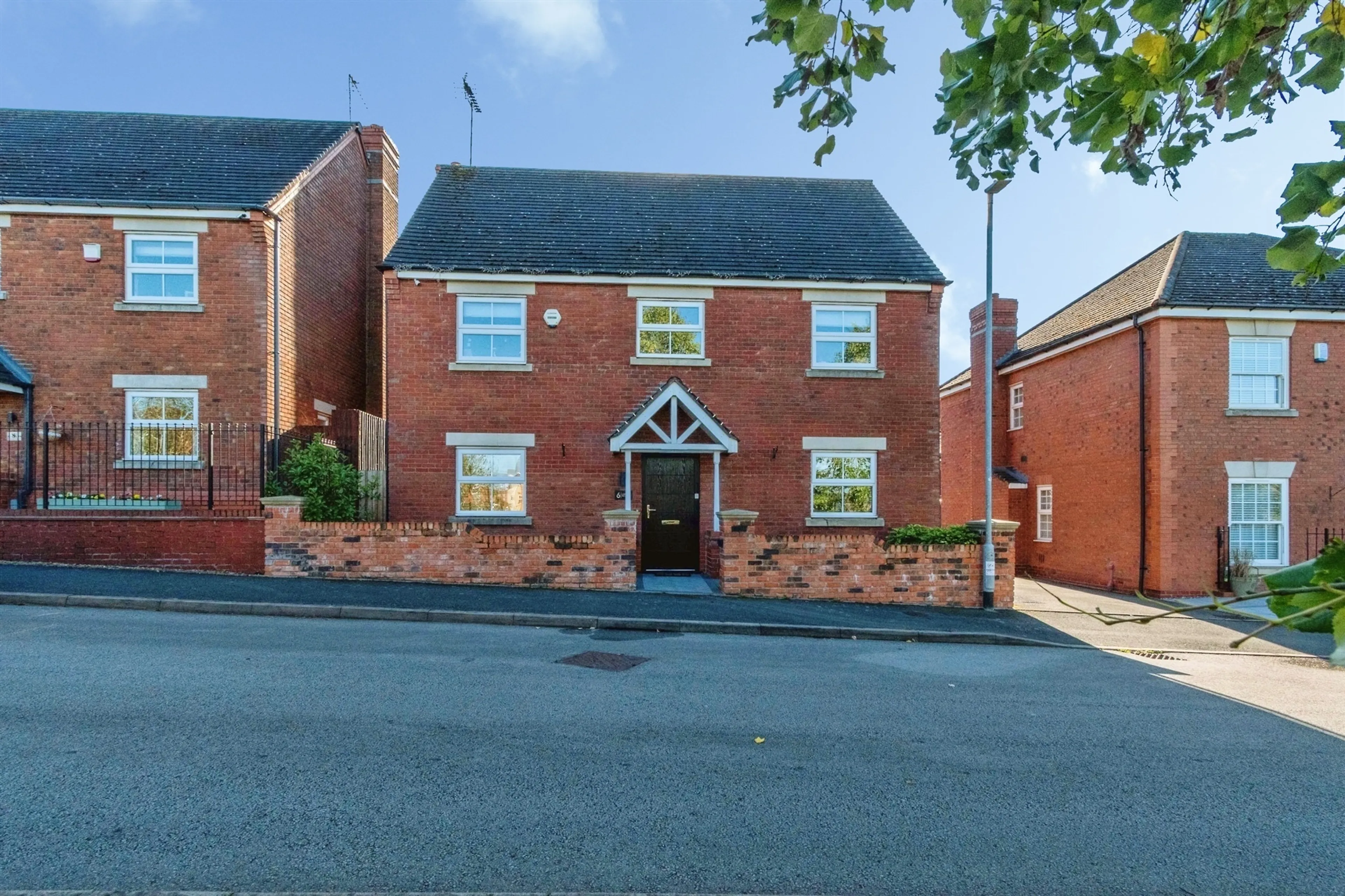 Property photo 0