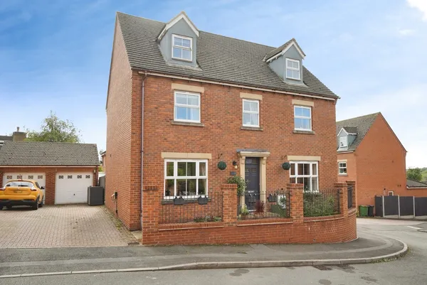 The Leascroft, Ravenstone, Coalville,...