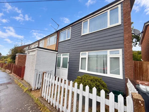 Chaucer Close, Waterlooville