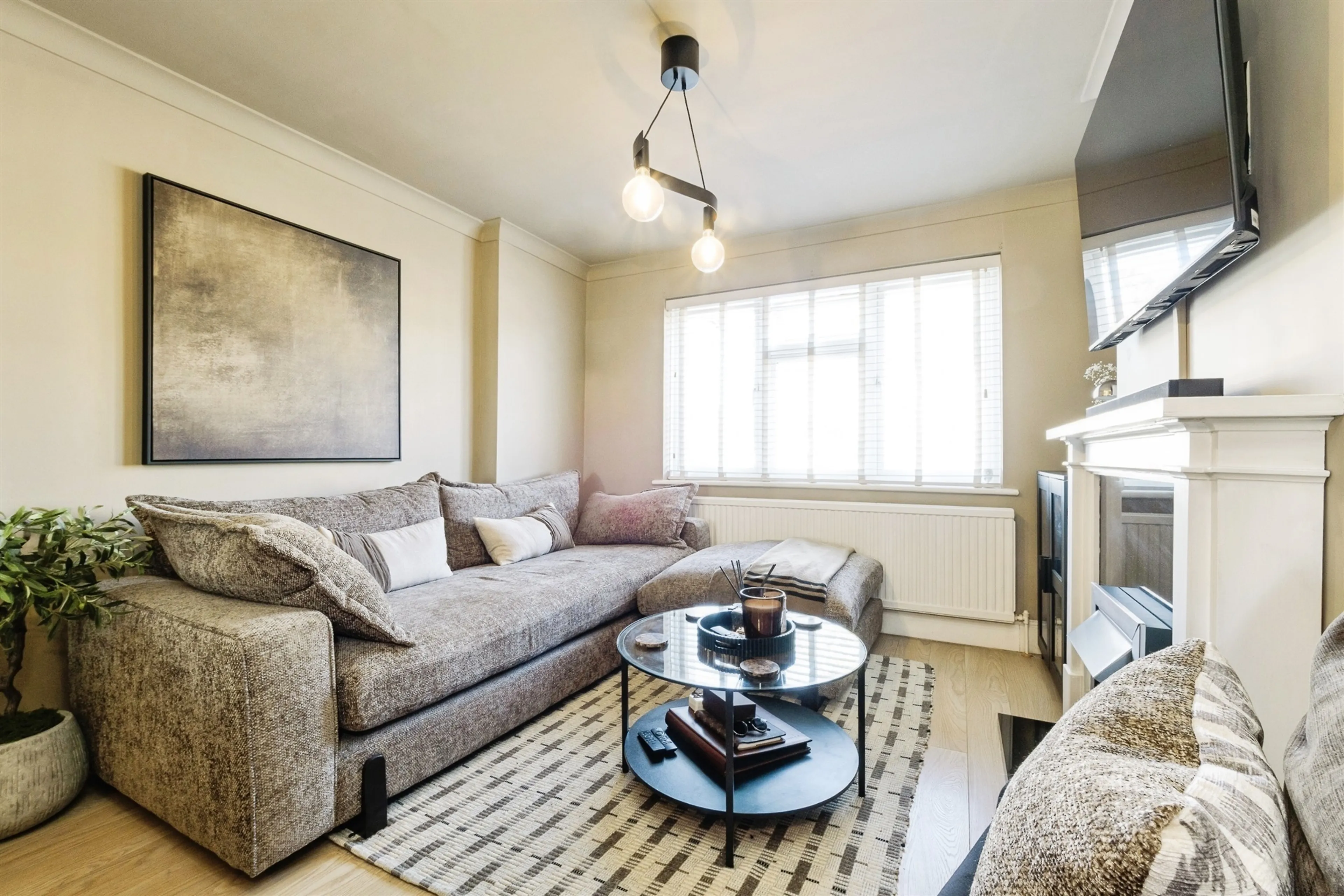 Property at Lynwood Drive, Romford