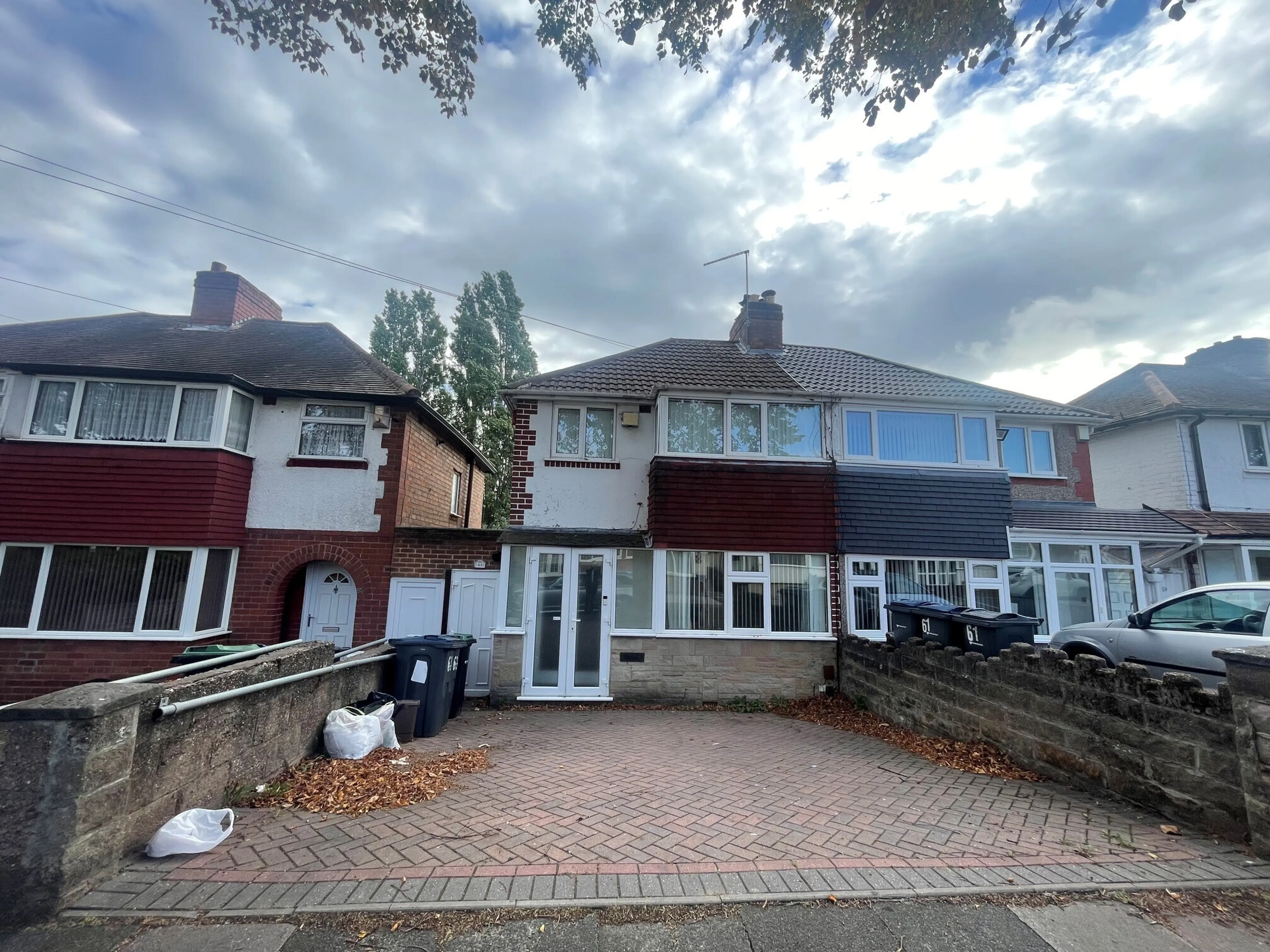 Property photo 0