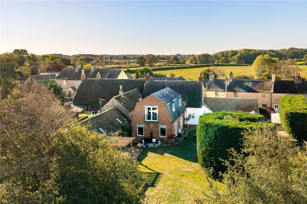 Main Street, Cotterstock, PE8 photo 13