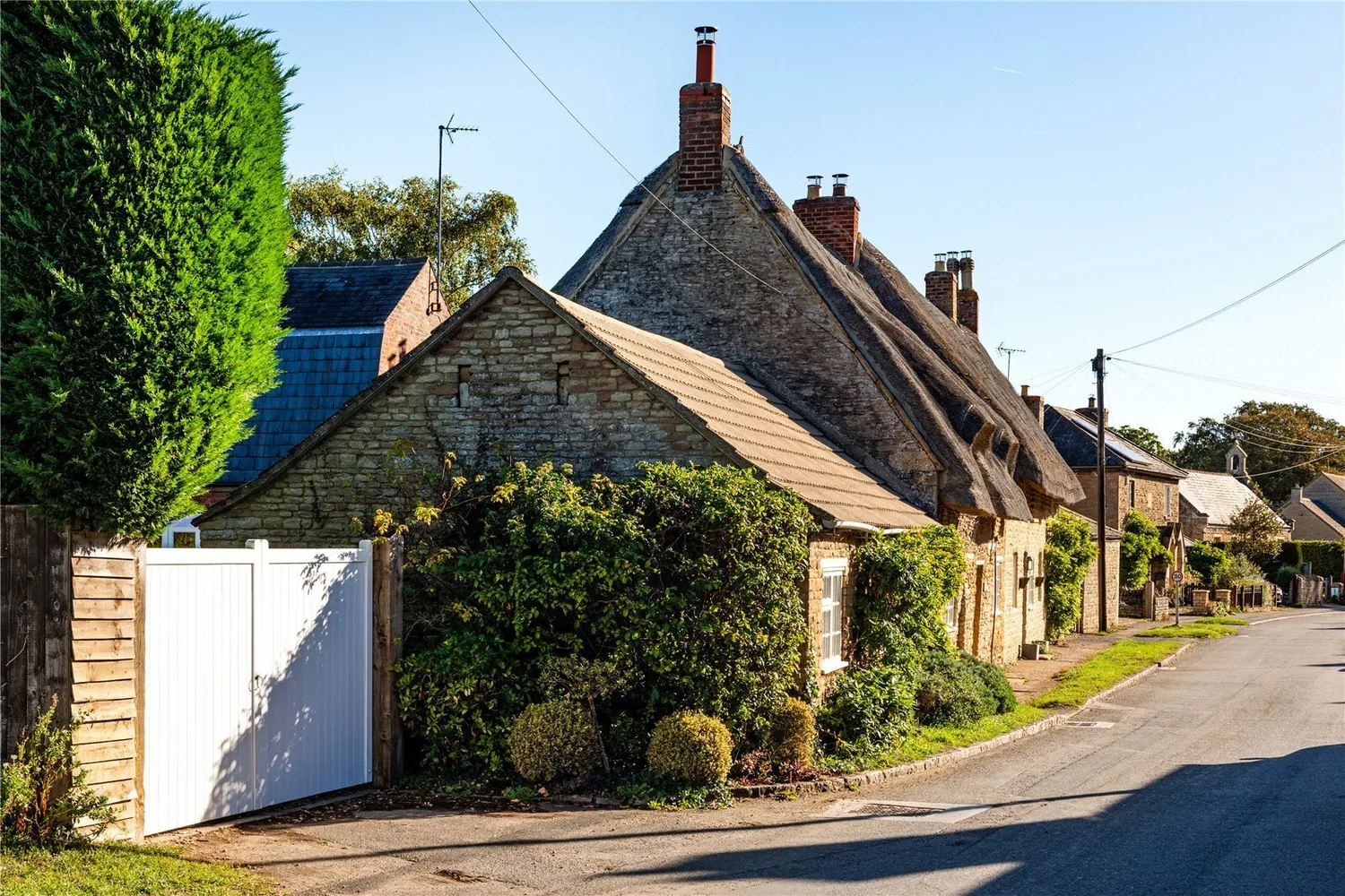 Main Street, Cotterstock, PE8 photo 21