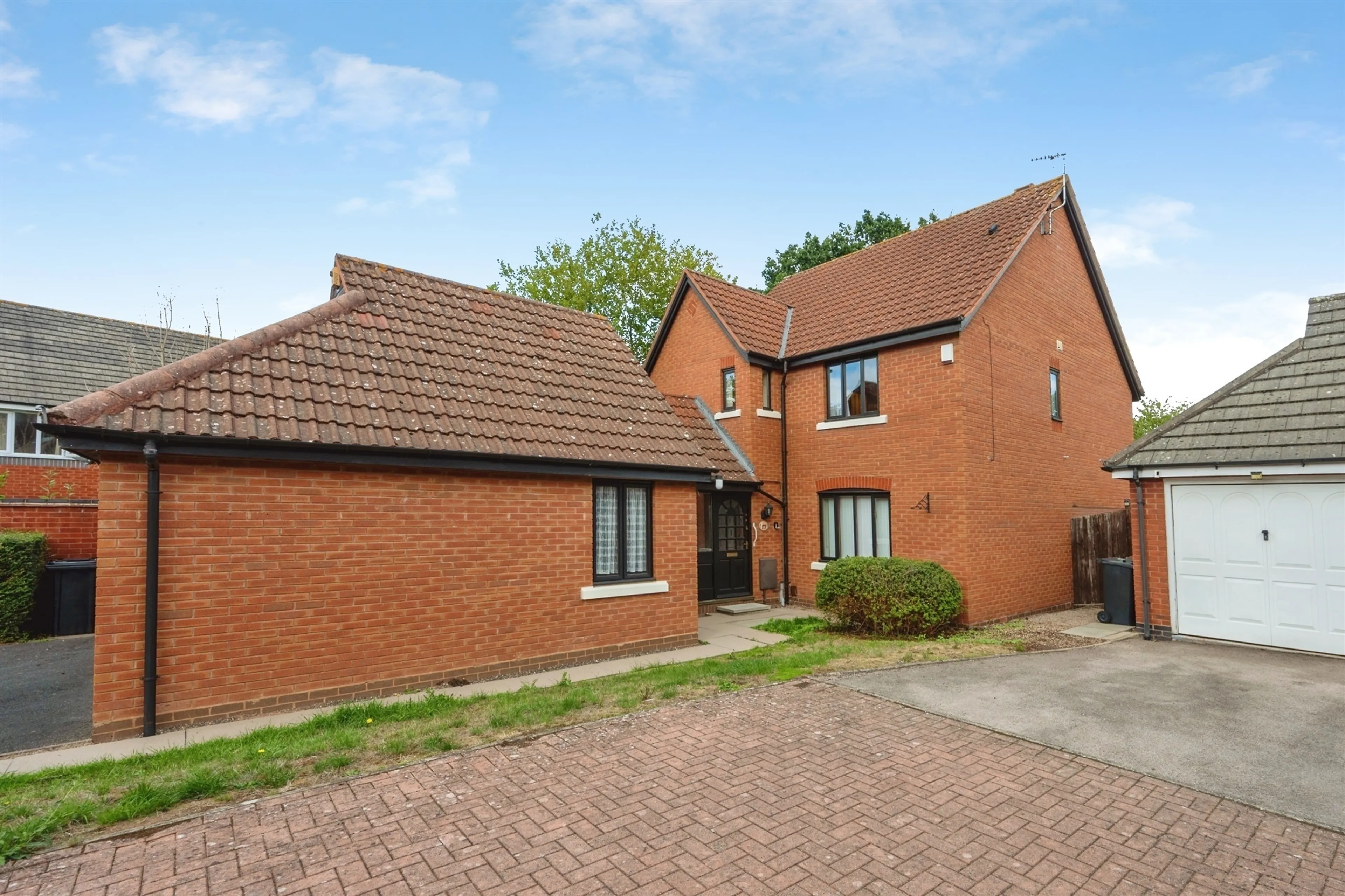 Property photo 0