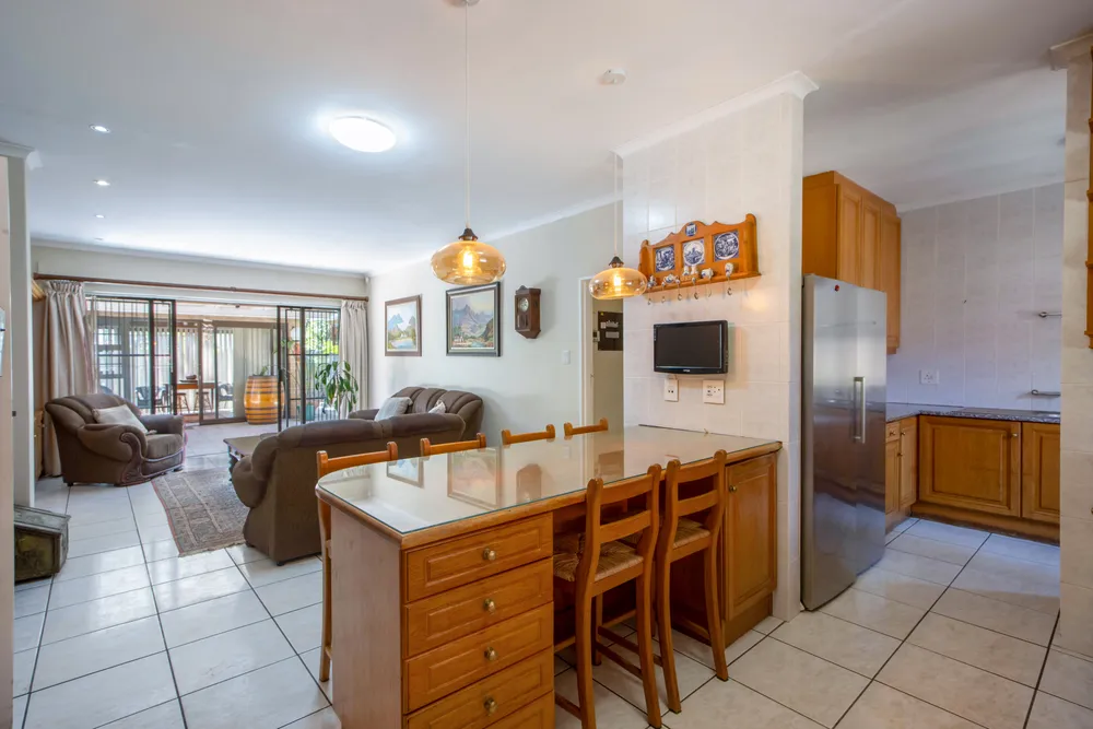 South Africa, Western Cape, Goedehoop, Karl Kielblock Crescent, 8