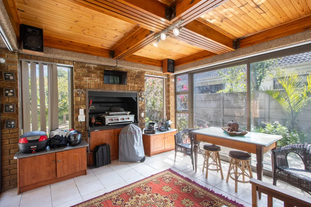 South Africa, Western Cape, Goedehoop, Karl Kielblock Crescent, 8