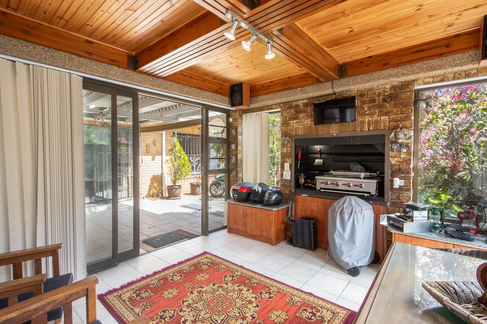 South Africa, Western Cape, Goedehoop, Karl Kielblock Crescent, 8