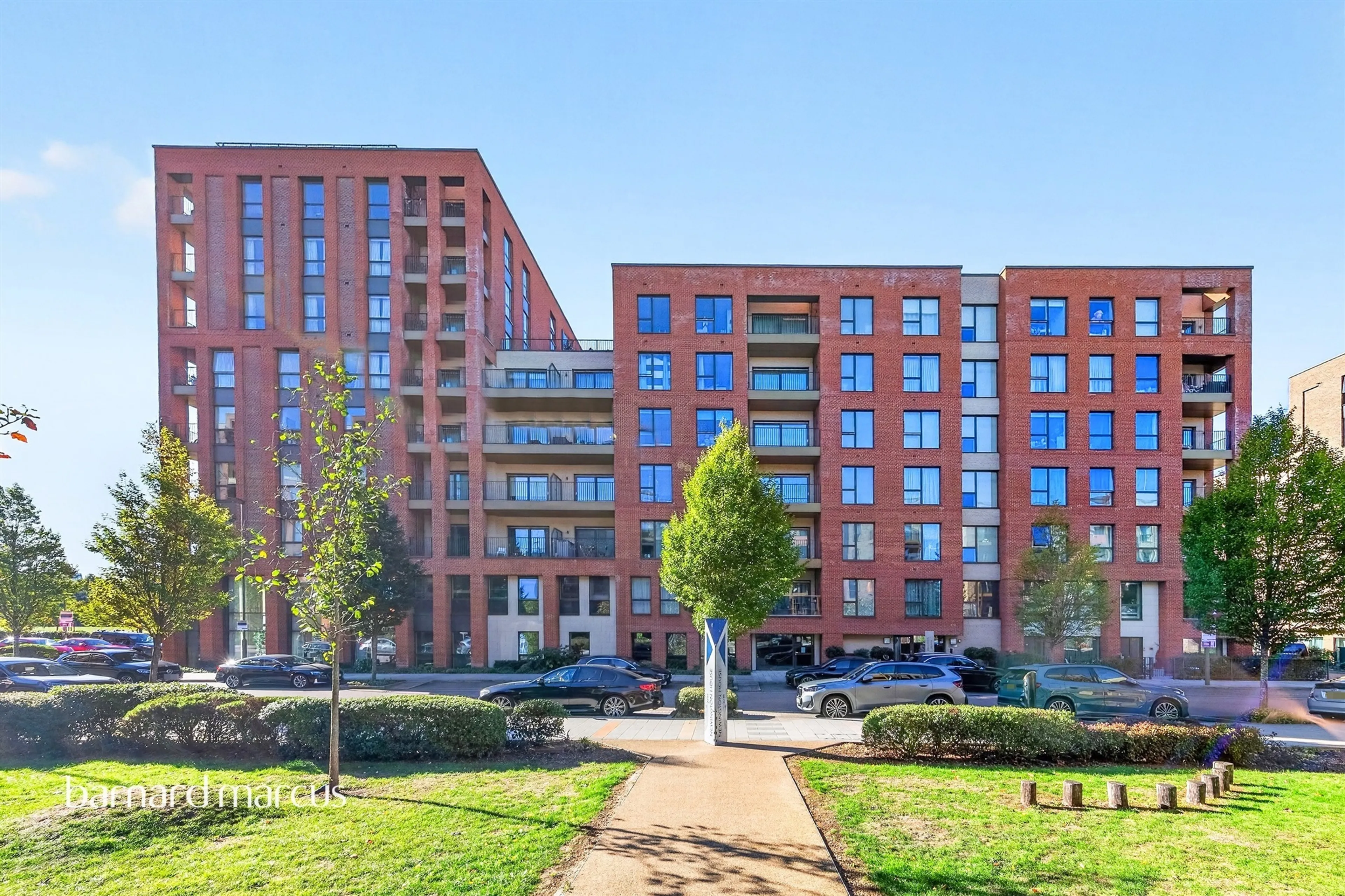 Property at Lismore Boulevard, London