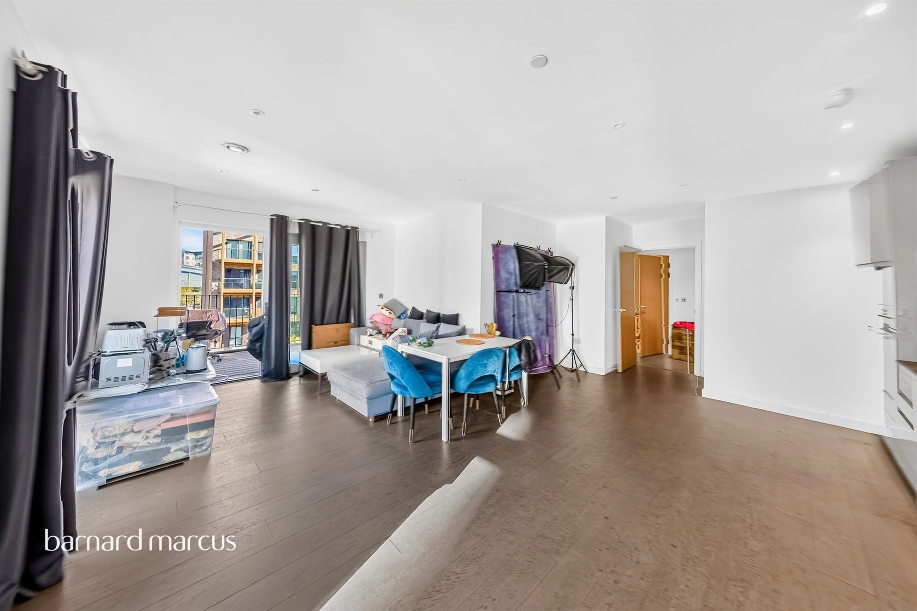 Property at Lismore Boulevard, London