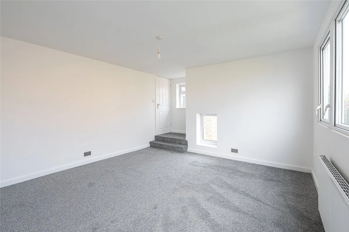 Bingley Bank, Bardsey, LS17