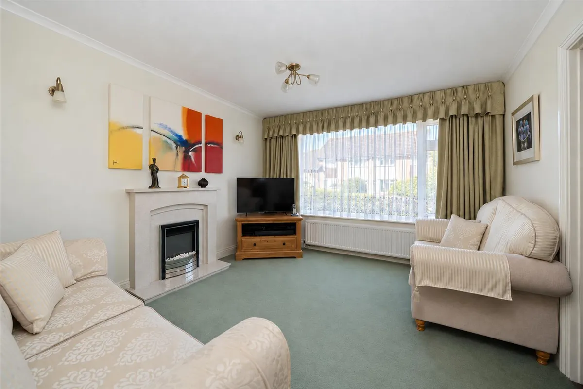 Green Dell Way, Leverstock Green, Hemel Hempstead, Hertfordshire, HP3 8PS
