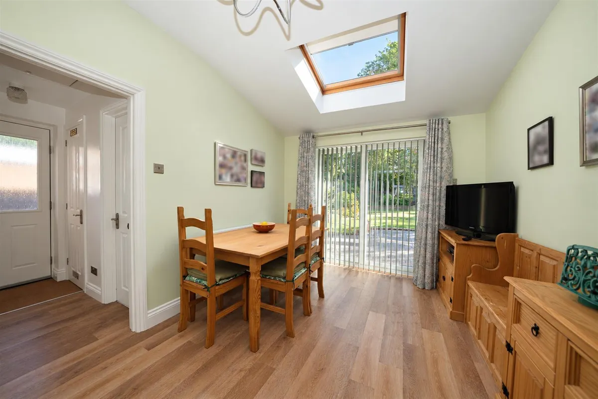 Green Dell Way, Leverstock Green, Hemel Hempstead, Hertfordshire, HP3 8PS