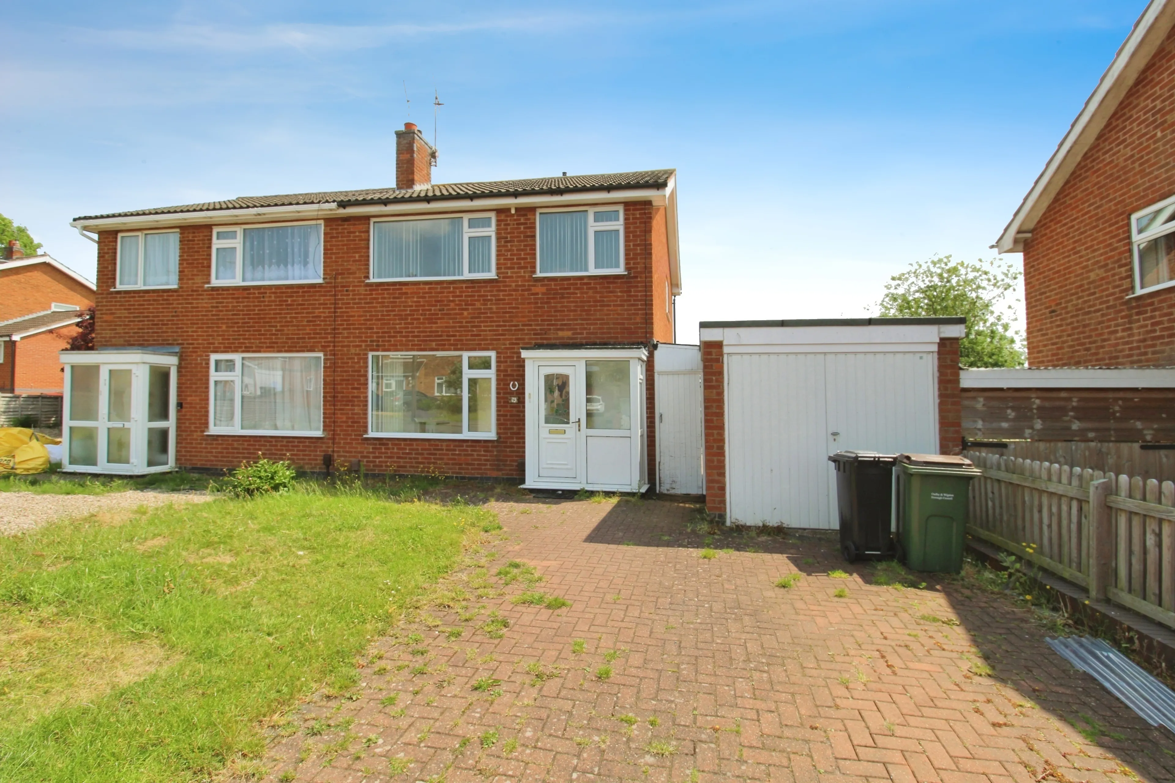 Property photo 0