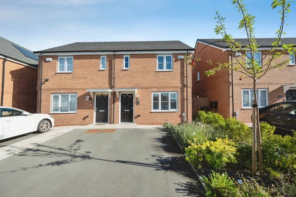 Sundowner Grove, Tipton, West Midland...