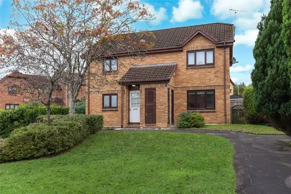 Burnside Crescent, Clydebank, West Du...