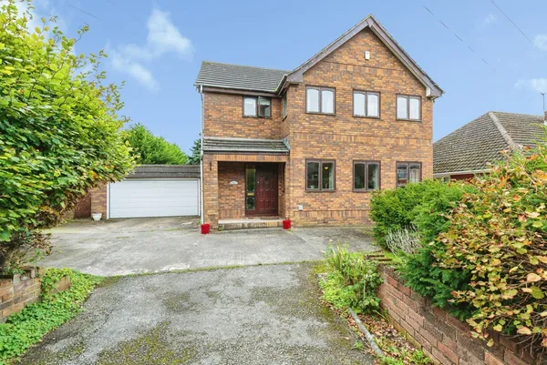 Heyhouses Lane, Lytham St. Annes, Lan...