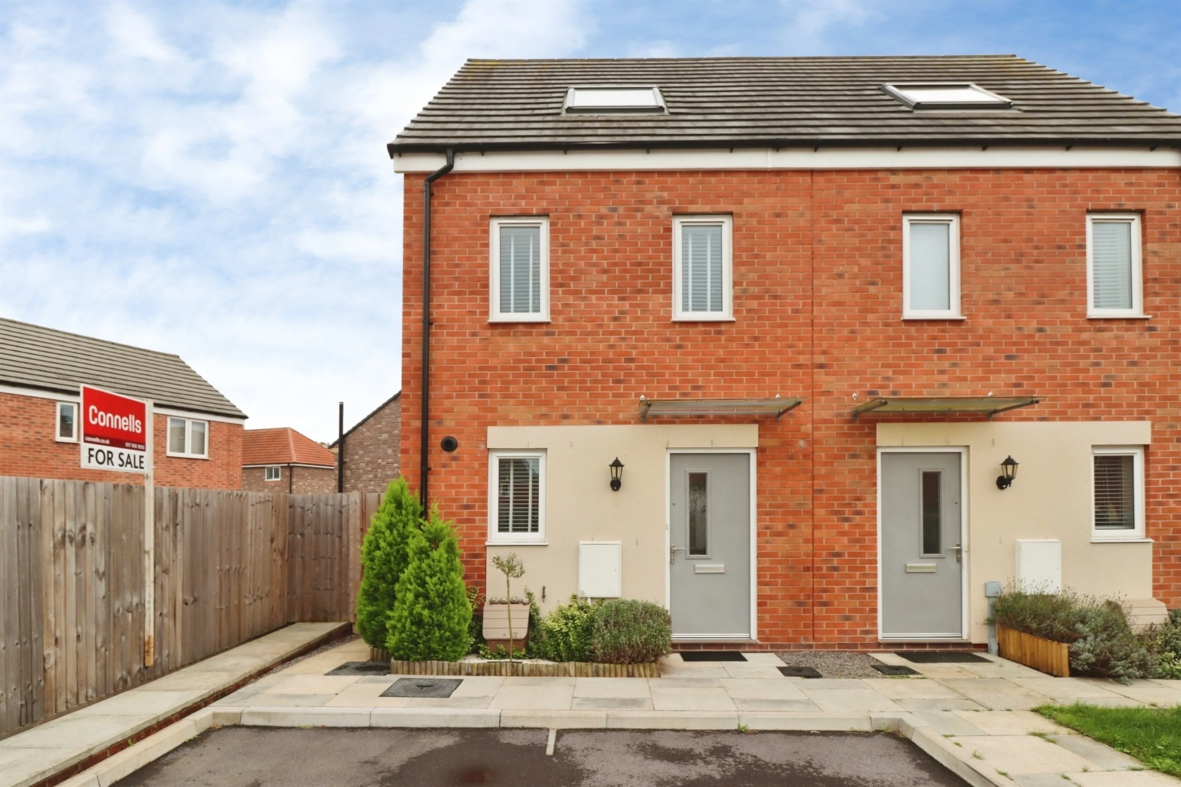 Property photo 0