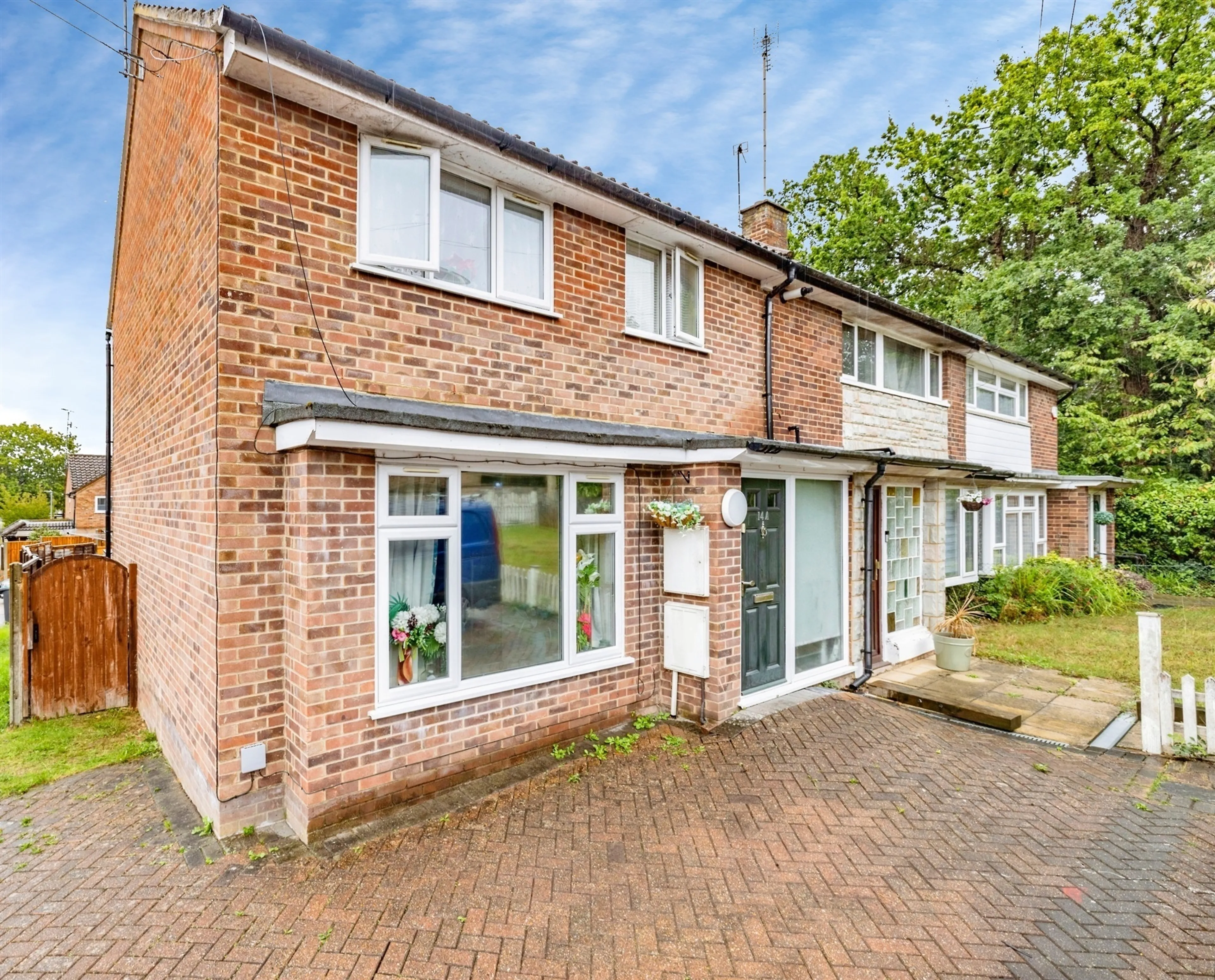 Property photo 0