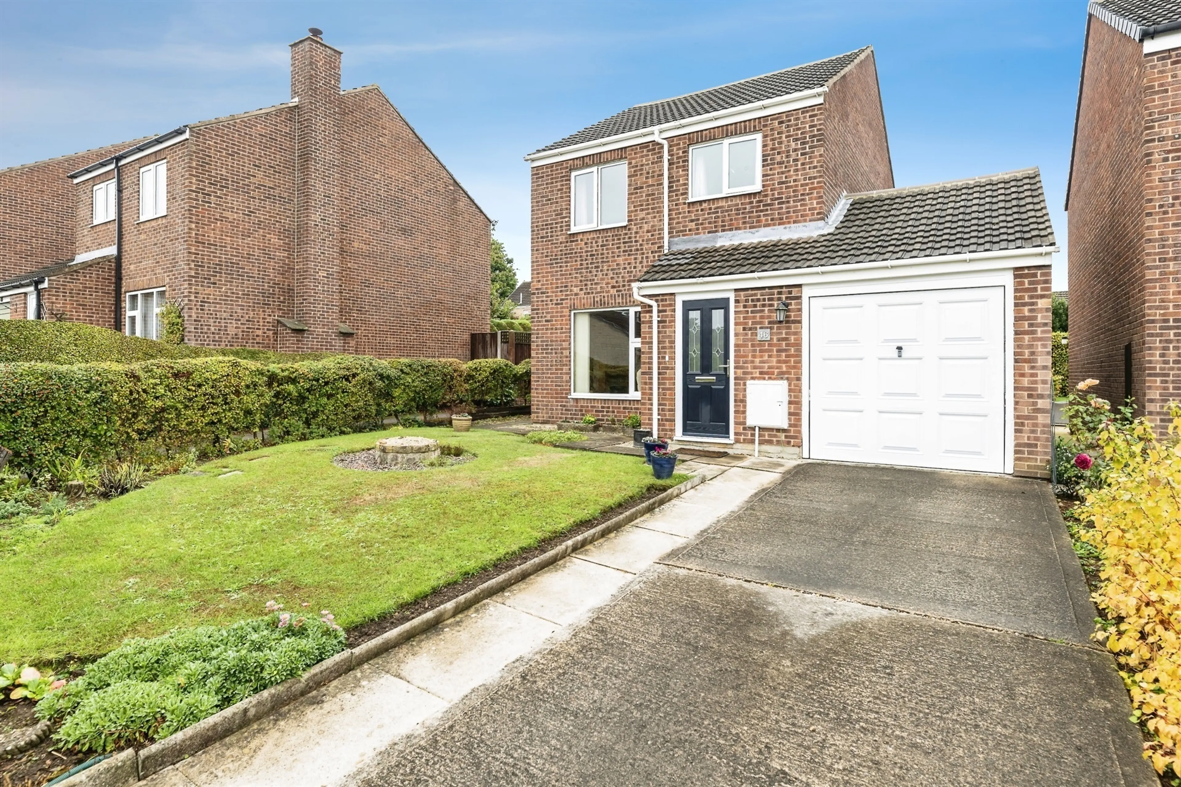 Property at Woodcross Fold, Churwell, Leeds