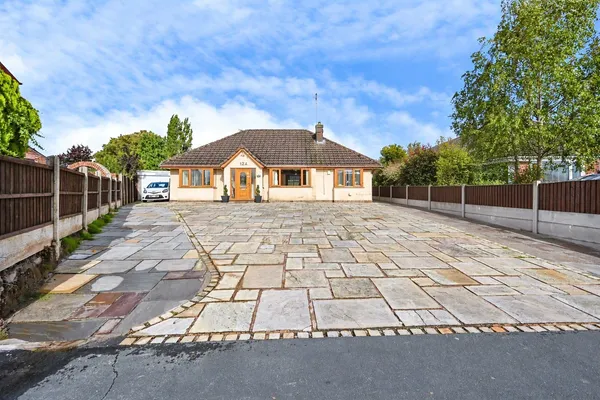 Liverpool Road, Widnes, Cheshire, WA8
