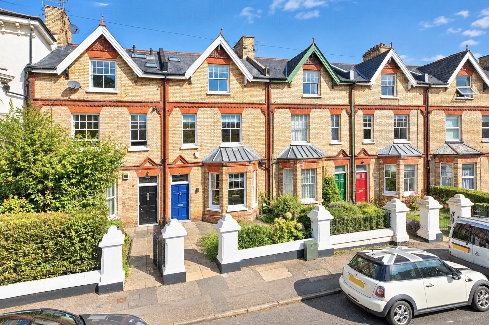 Property photo top 0