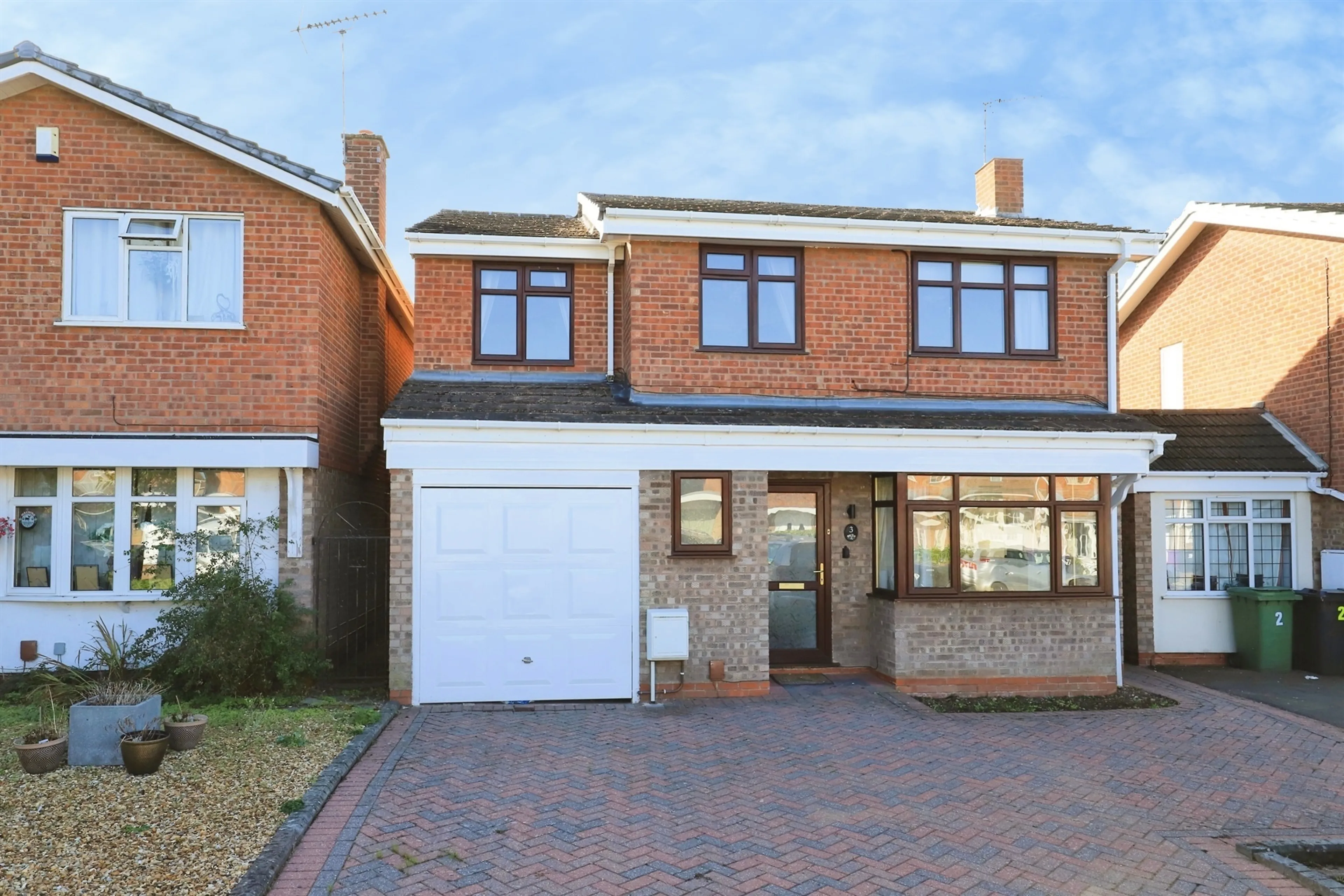 Property at Alverstoke Close, Pendeford, Wolverhampton