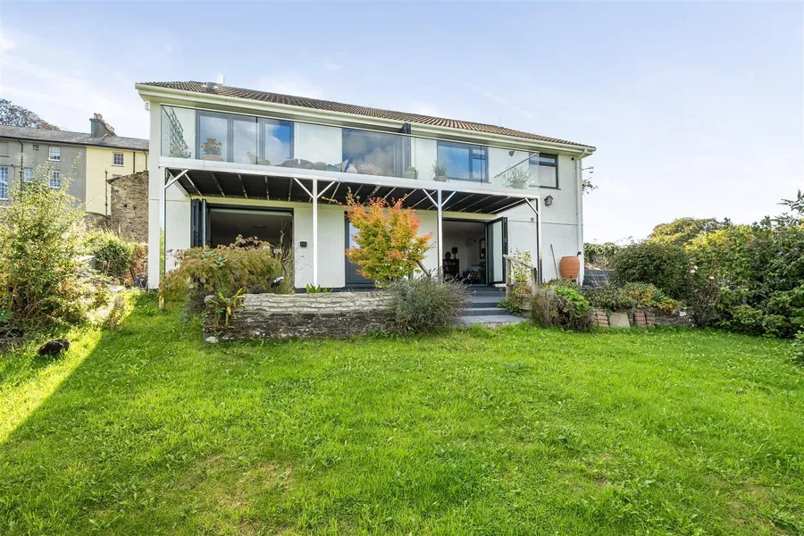 Property Image 37