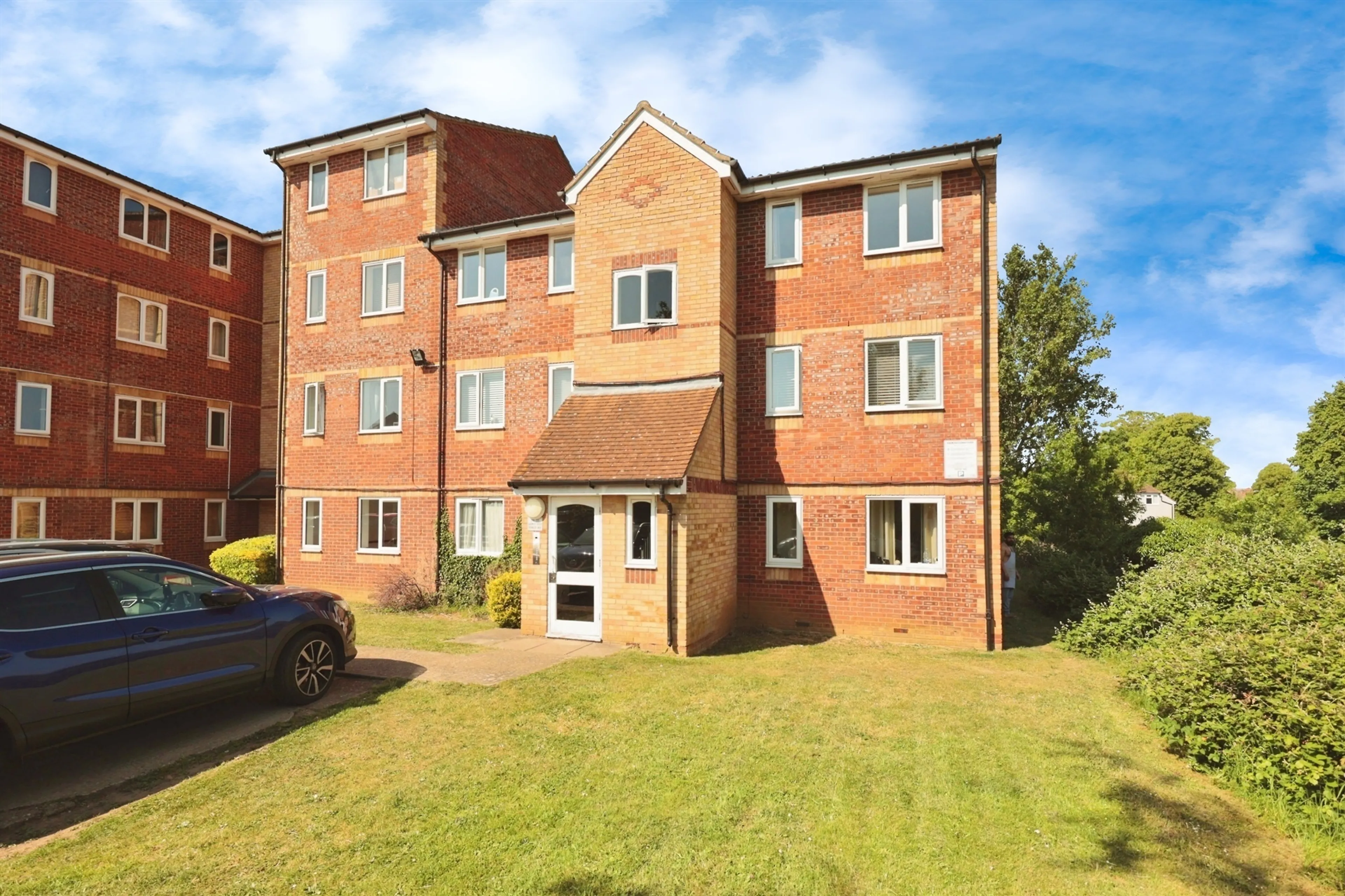Property photo 0