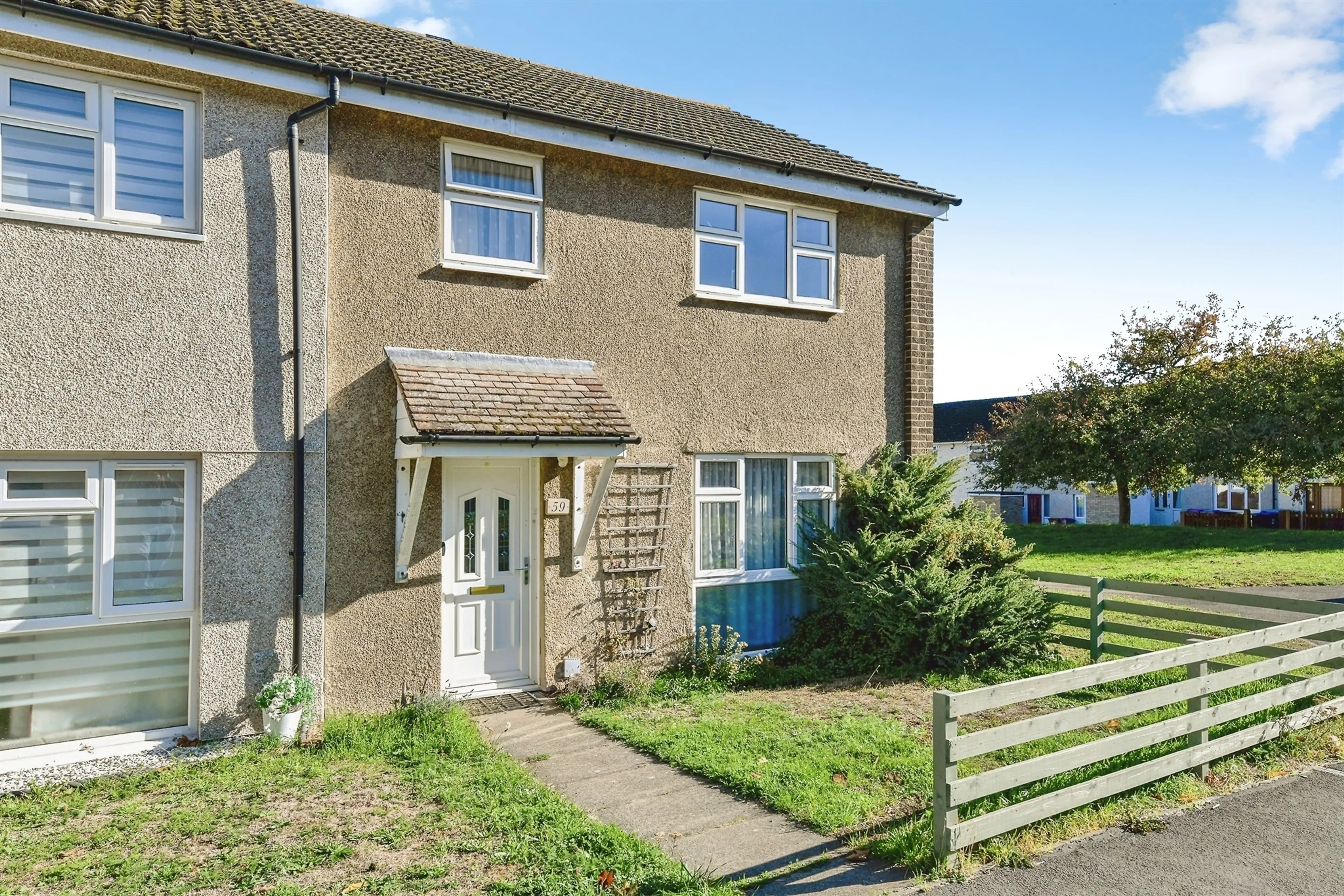 Property photo 0