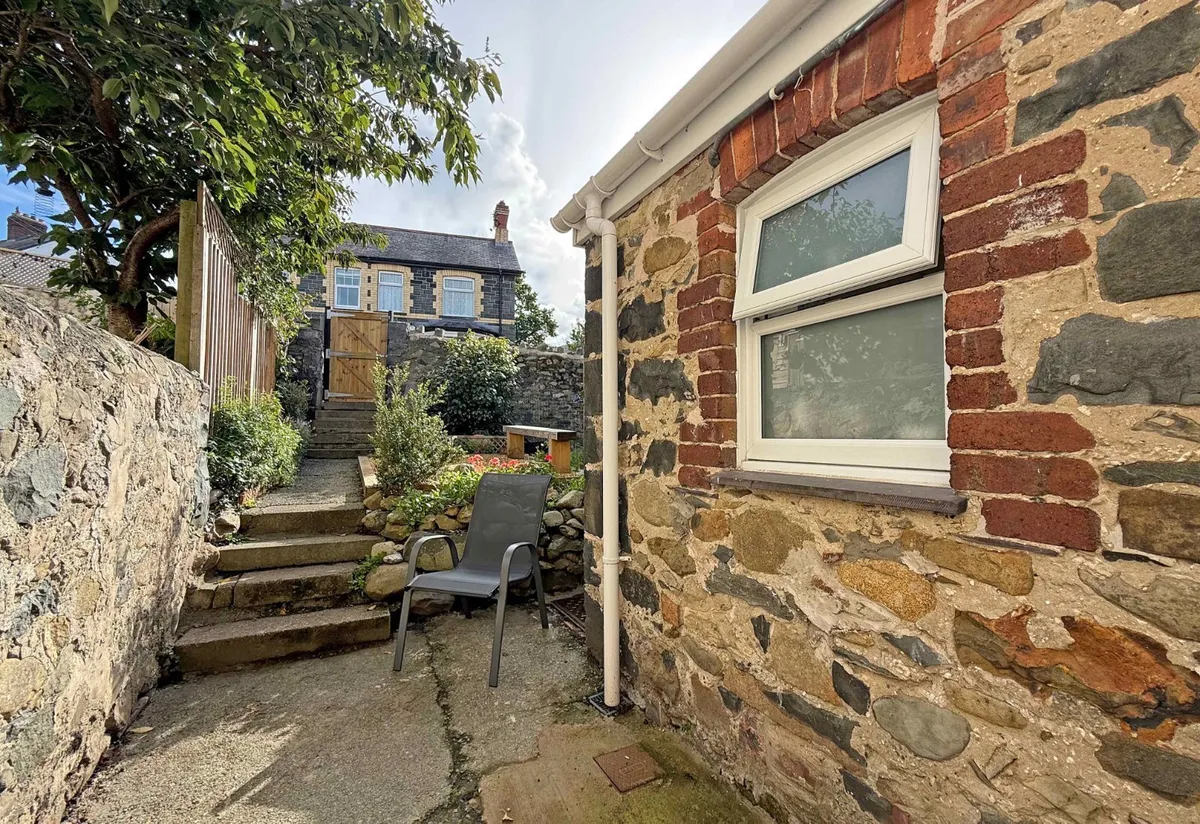 Bryn Coed Terrace, Mount Road, Llanfairfechan, Conwy, LL33