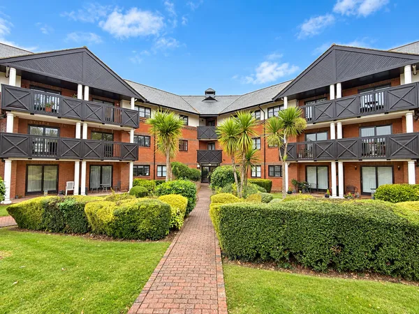 Booths Court, Brentwood