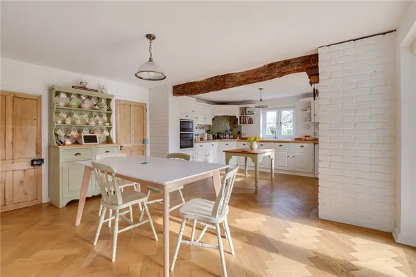 Furlong Lane, Milborne Port, DT9 photo 3